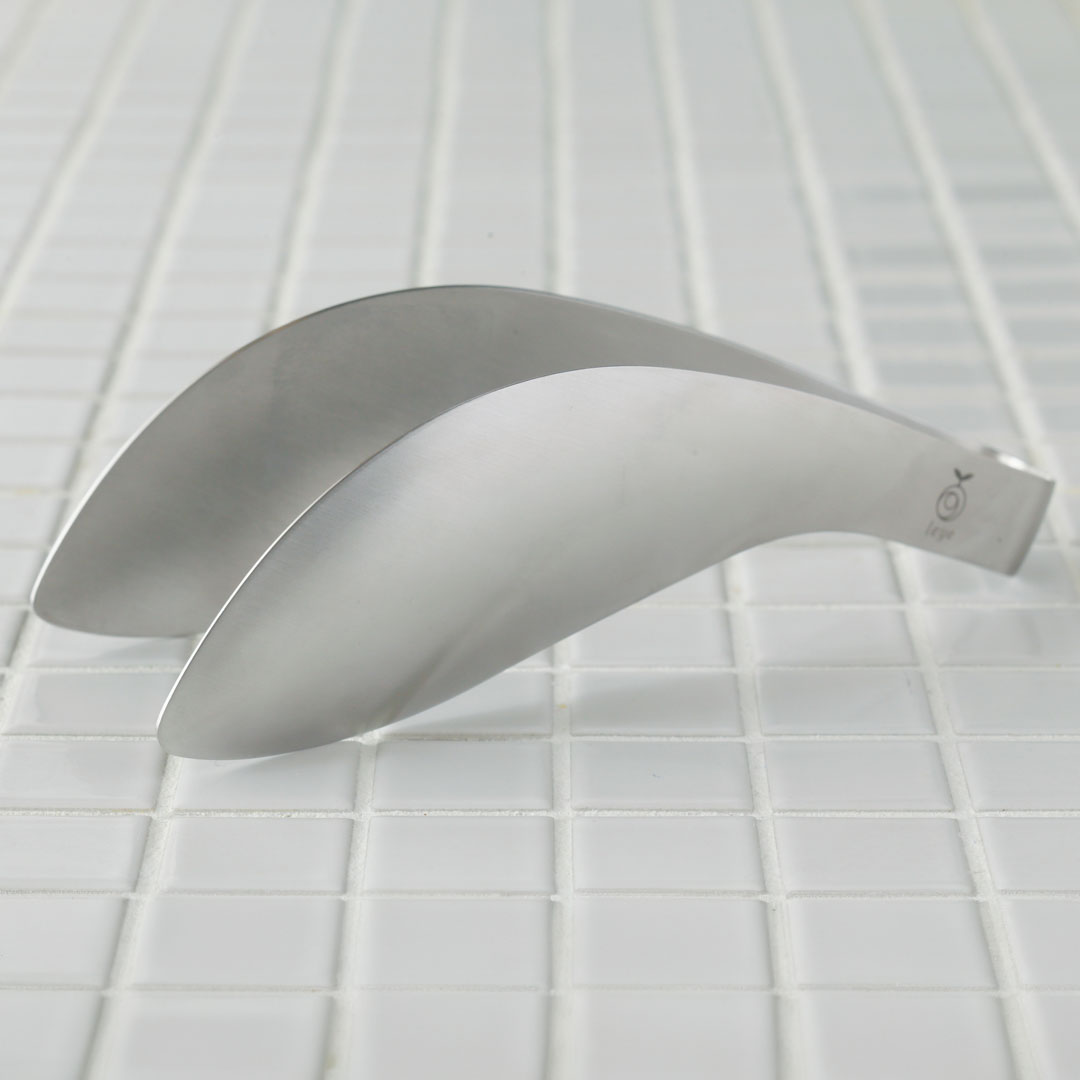 トリワケトング（AUX／オークス）