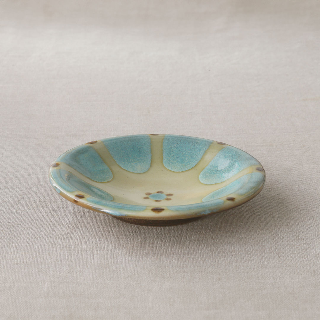 皿　チチチャン （ノモ陶器製作所）