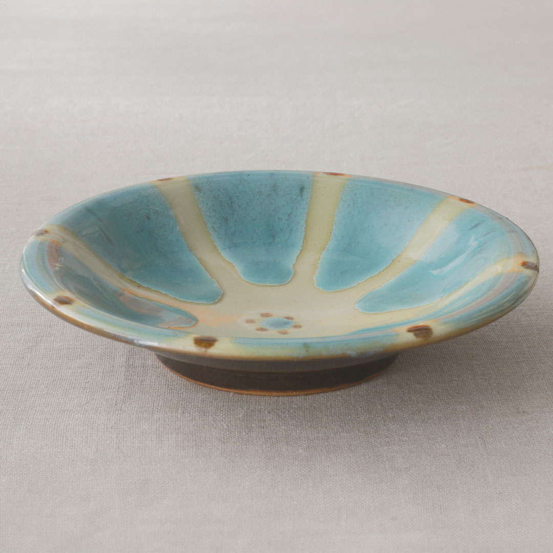 皿　チチチャン （ノモ陶器製作所）