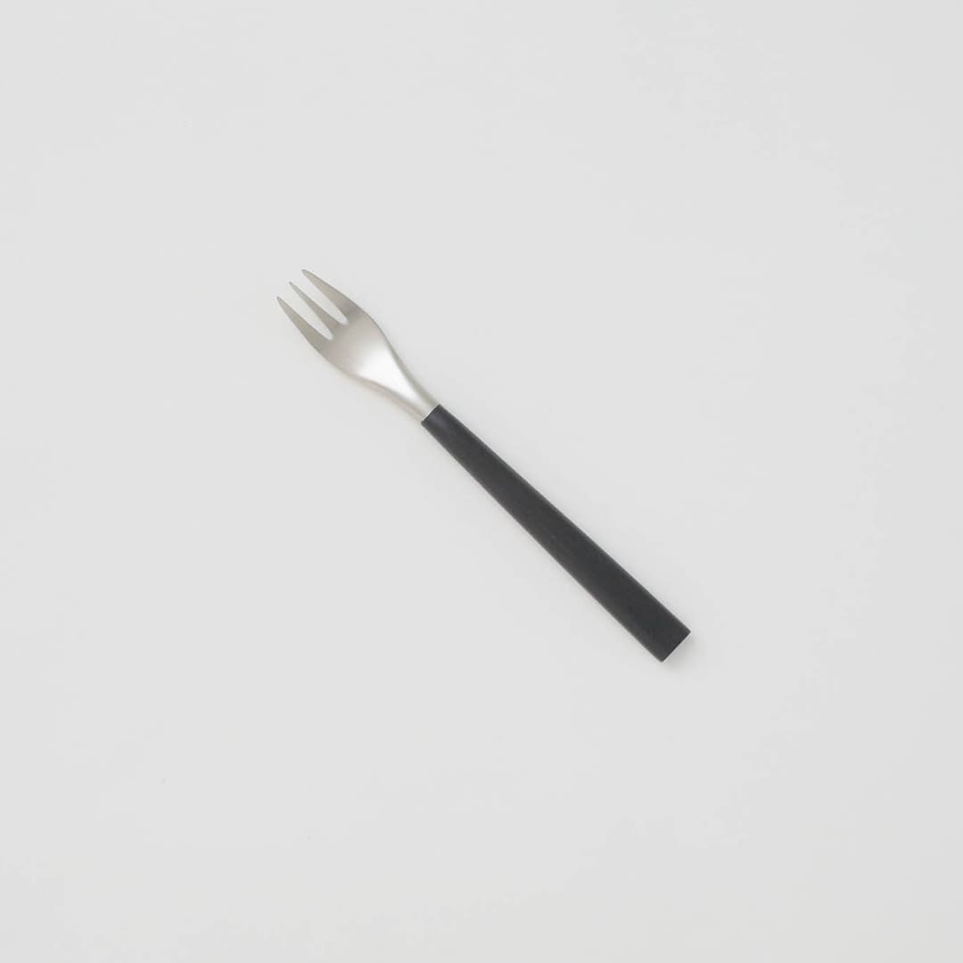 Amazon.co.jp: 柳宗理 Sori Yanagi 使いやすさを追求した