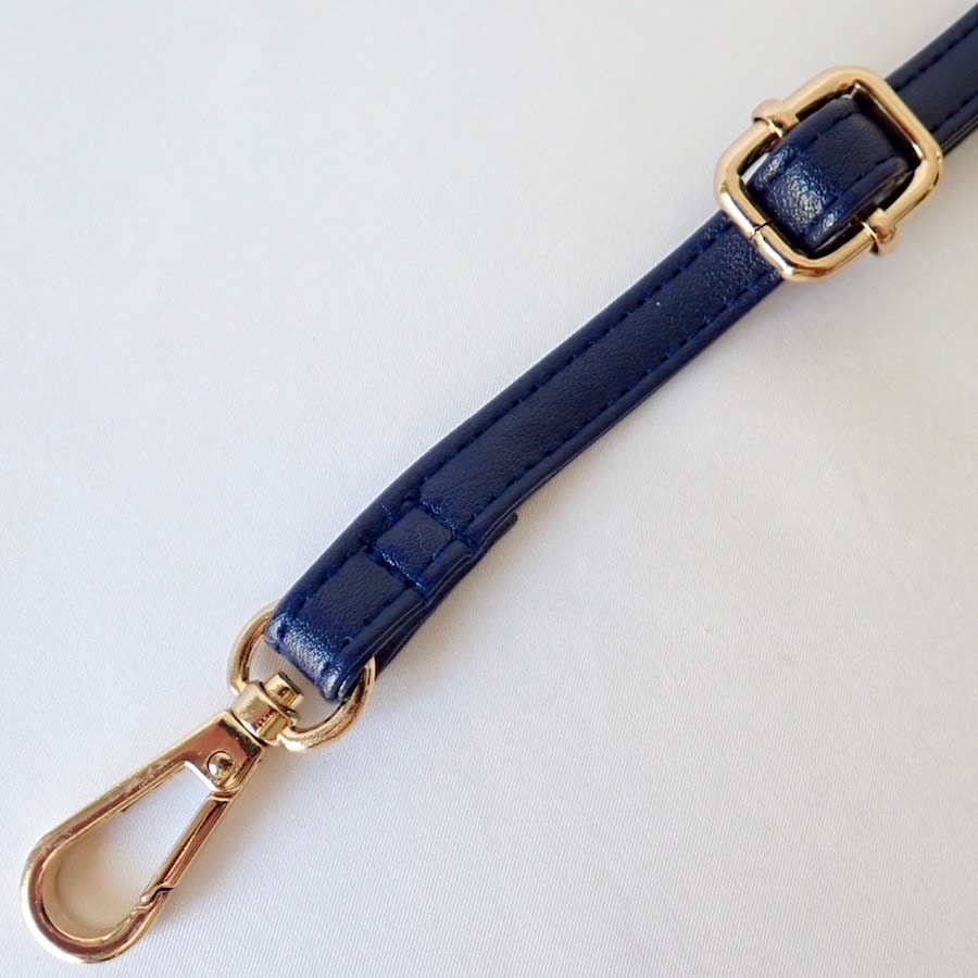 RIMOWA ネイビー ショルダーストラップ　希少 完売カラー RIMOWA ネイビー ショルダーストラップ希少 完売カラー