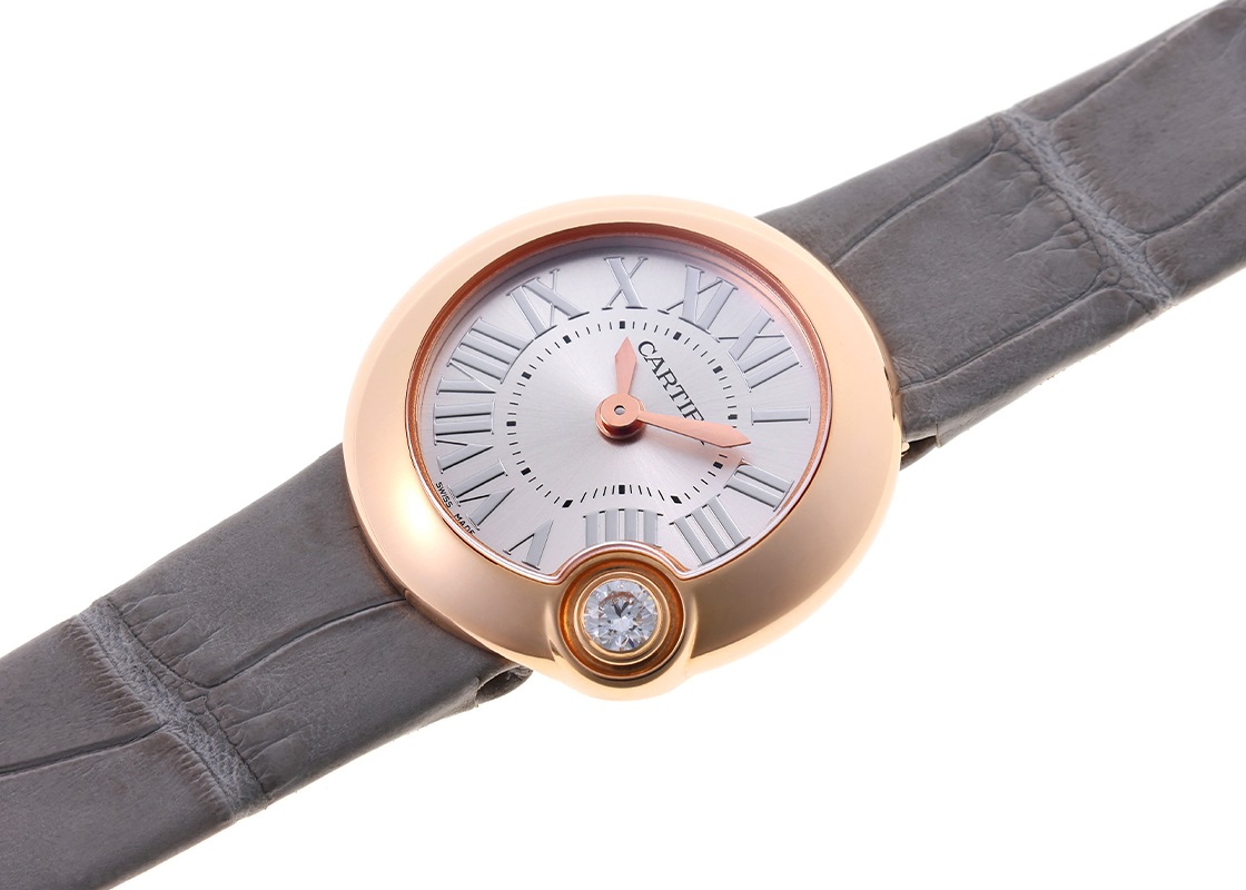 カルティエ Cartier 腕時計 バロン ブラン WGBL0004 1ポイント ダイヤモンドベゼル シルバーサンレイ文字盤 K18PG レッド クロコダイルレザーベルト クオーツアナログ 【中古】 新入荷】腕時計「バロン ブラン ドゥ カルティエ ウォッチ」WGBL0004