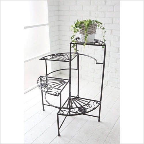 ミレ・ステップガーデンスタンド