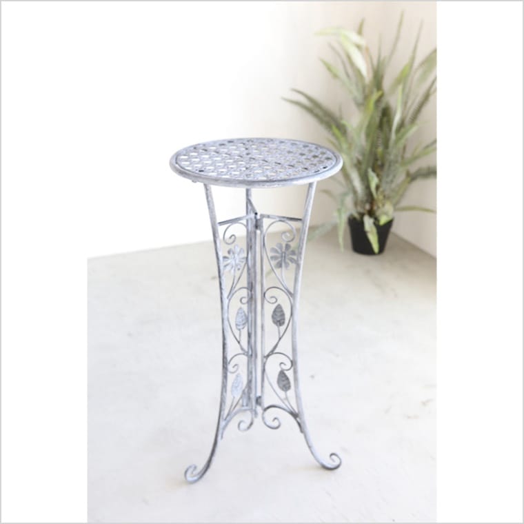 ポルヴィ・フラワーテーブル