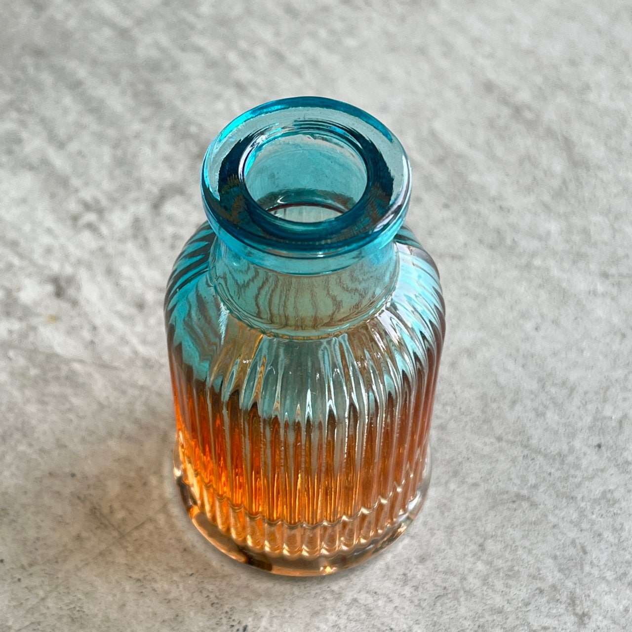 アンティークドールヘッドとガラス瓶セット アンティークドールヘッドとガラス瓶セット サンセット・ボトルベース