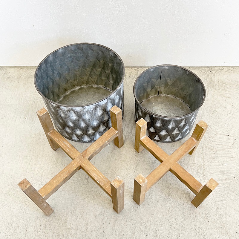 SRL ネイバーフッド ロックフィールド ロータリーウッドスタンド 観葉植物をクールに演出する、ネイバーフッドとロックフィールド