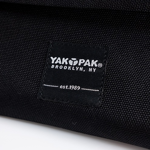 YAKPAK コラボミニメッセンジャーバッグ（ver.Voidoll） | 販売