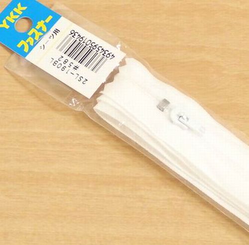 ウェア Ykk 1121_KV_01_CV_640x426_PC_JP.jpg