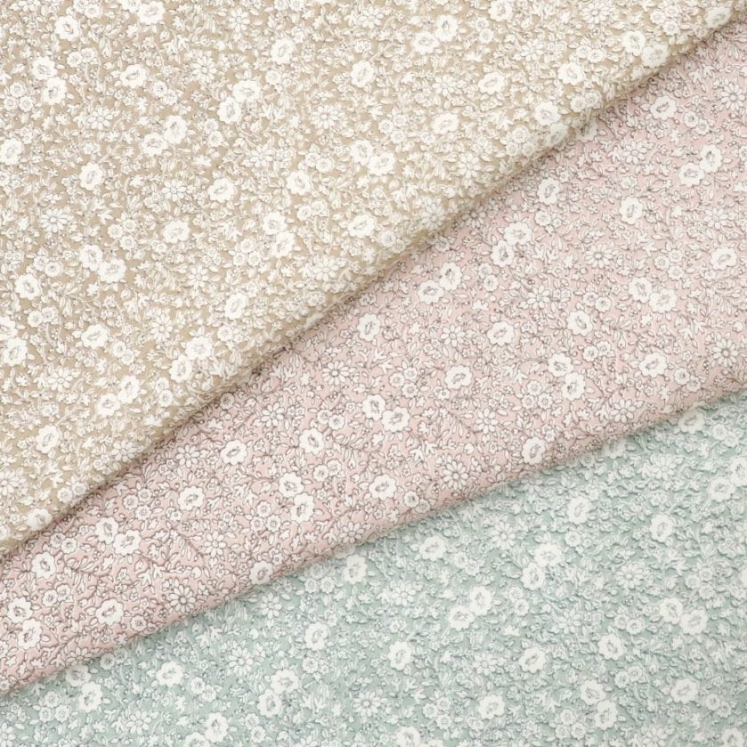 生地 スケアー花柄プリント DC4780-2 | 手芸センタードリーム公式通販