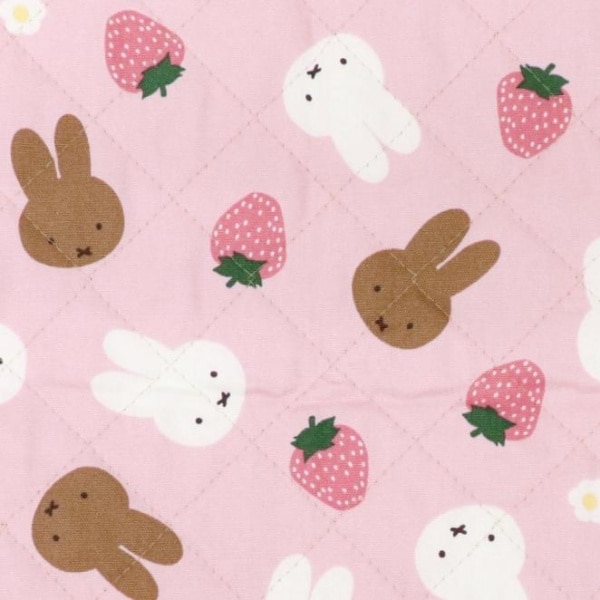 生地 ミッフィー オックス 【キルト】 いちご柄 【50cmカットクロス