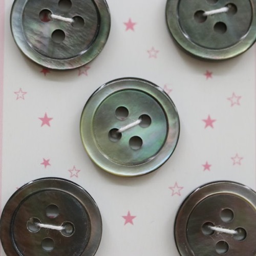 カードボタン No221 シェルボタン黒 15mm 5個入 | 手芸センター