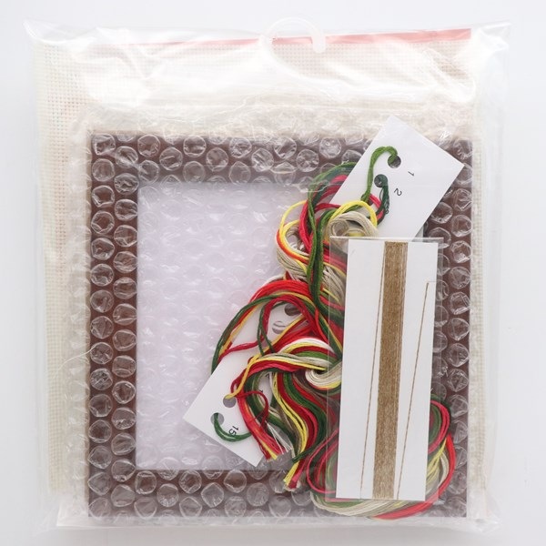 コスモ 季節を彩るフラワーアレンジメント クロスステッチ キット