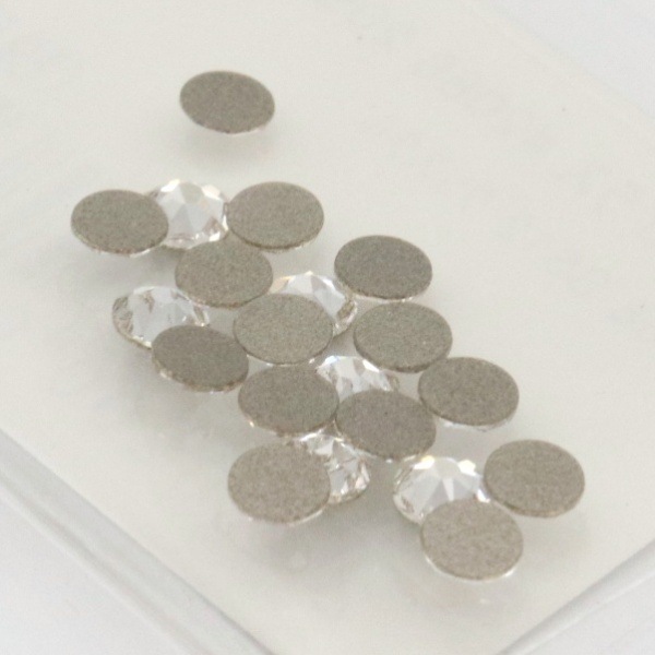 クリスタルガラス #2088 SS12(約3.1mm) 20個入 クリスタル | 手芸