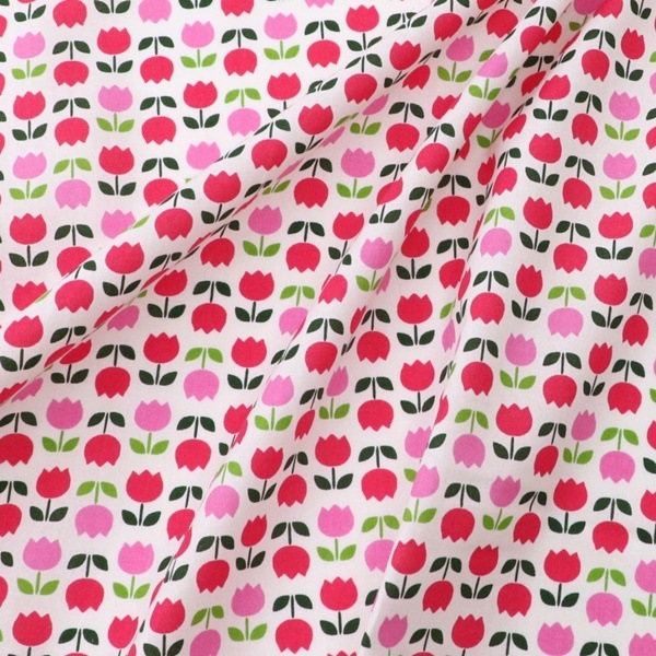 チューリップ50万円です。 生地 シーチングプリント チューリップ柄 99200-1 | 手芸