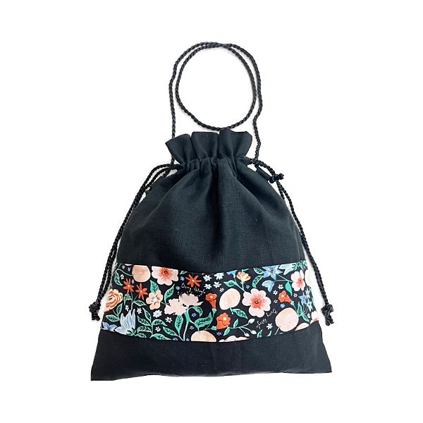 令和を生き抜くもちページ　巾着　バッグ 巾着バッグのヒモの通し方とカッコいい持ち方の説明動画です。 コロン