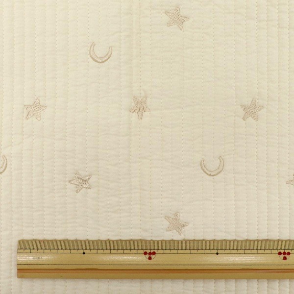 生地 イブル刺繍キルト 月と星柄 【65cm×90cmカットクロス】 HS2326-2