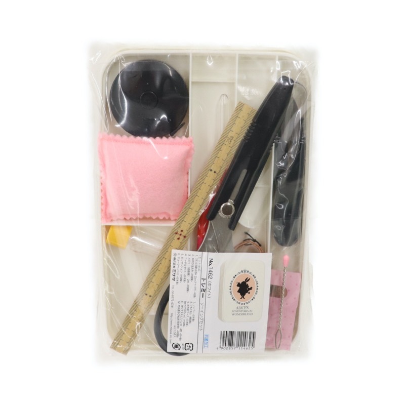 不思議の国のアリス ソーイングセット ホワイト | 手芸センター