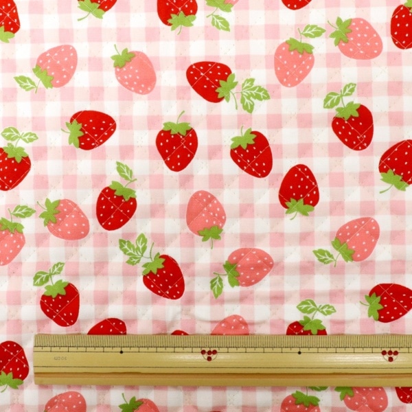 生地 いちごオックス 【キルト】 2026 入園入学 【50cmカットクロス