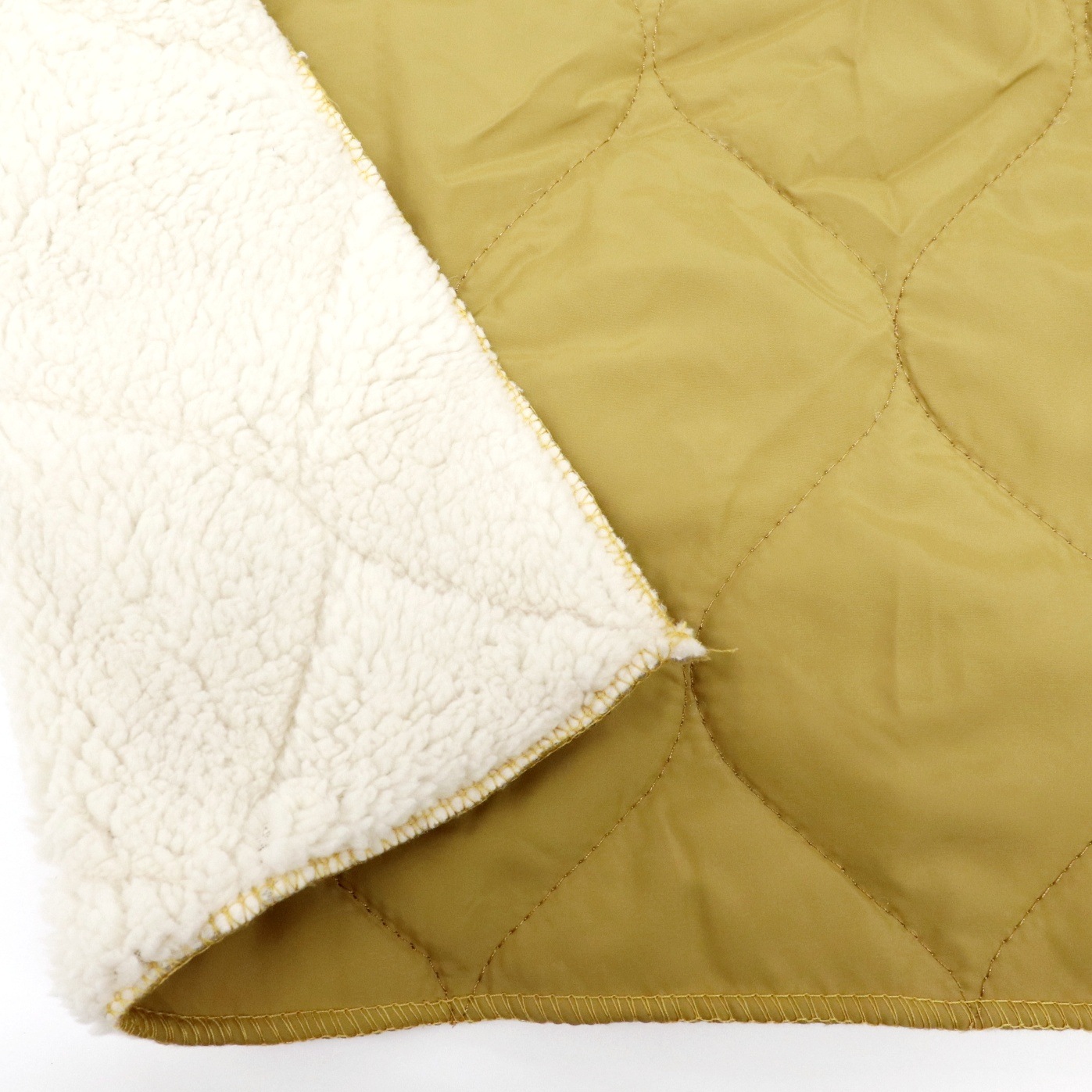 30%OFF処分価格】生地 ポリエステル×ボアキルト 【1mカットクロス