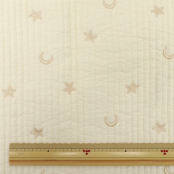 生地 イブルキルト刺繍 月と星柄 【65cm×90cmカットクロス】 HS2310-4