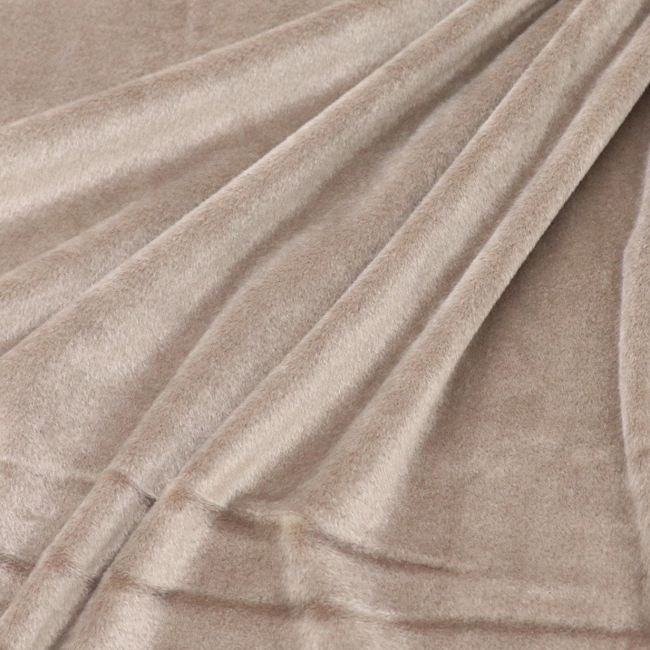 生地 もちもちボア 【W巾 1mカットクロス】 (2025企画) 7543 | 手芸