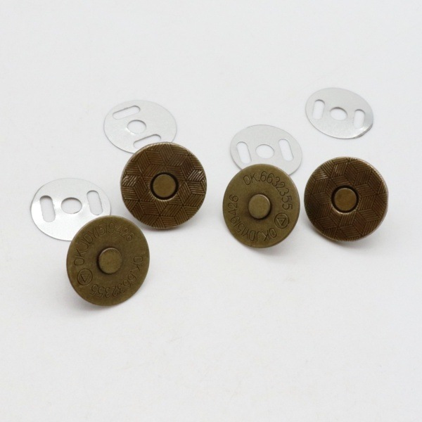 マグネット 足折れ 18mm 2個入 TMG-4AG | 手芸センタードリーム公式