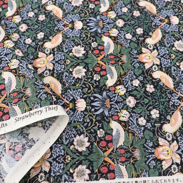 生地 V&A Arts and Crafts シーチング いちご泥棒 VA10001 | 手芸