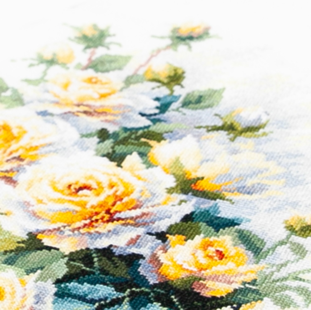 卓上の花 レ・クリント テーブルランプ 330 ブーケ | レ・クリント(LE