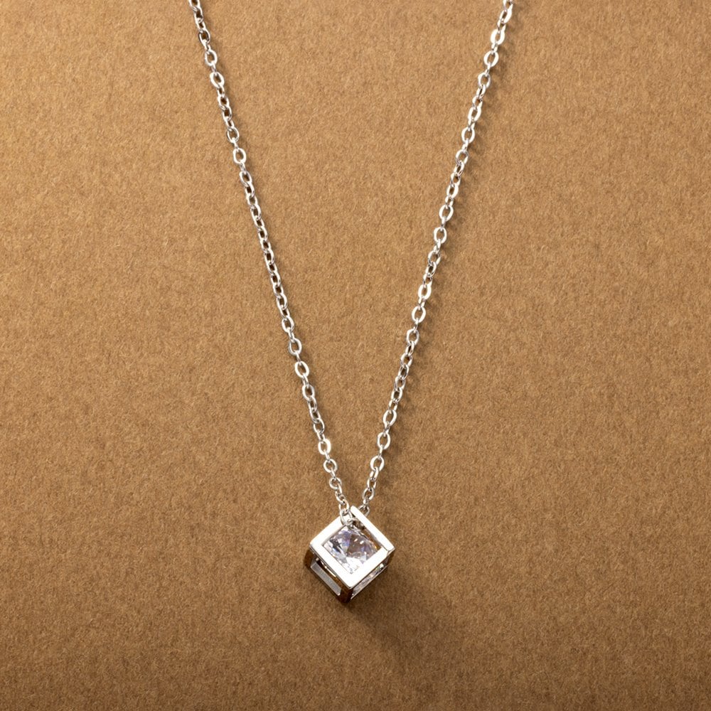 ���塼�֥ե졼�����˥ӥ��塼���Ĥ����᤿�ͥå��쥹�����塼�֤����ư���ӥ��塼����������᤭�ޤ������Ӥˤ������˶������ƥ�쥹���ǡ��ǥ��꡼�Ȥ��ˤԤä��ꡣĹ���֤����Ѥ�¿����㥢��륮���Ǻ�Ǥ���[��Ϣ���] ��°����륮���б� �⥢���б� �㥢...