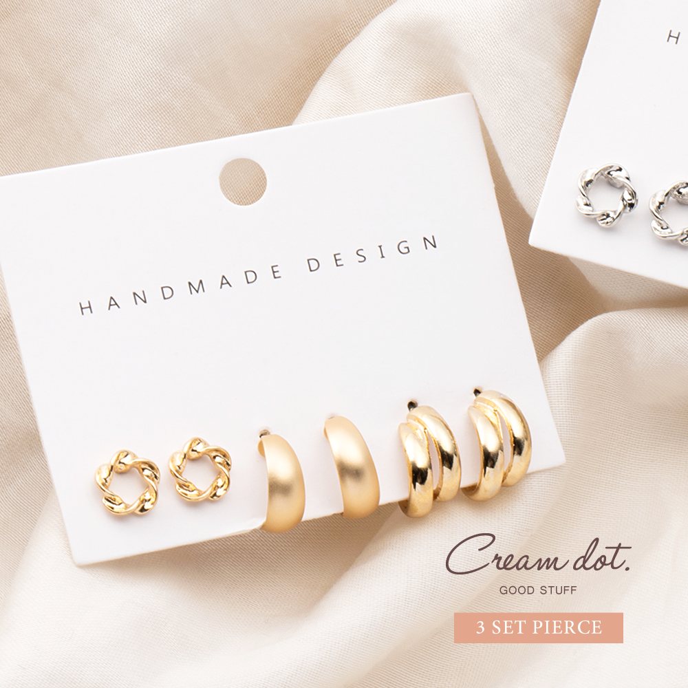 ���ʤ촶���äפ�ʥ磻�ɥա��ץԥ���2���ȡ����֤Τ褦�ʥե���ब�İ����ĥ����ȥ�������ԥ�����3���åȡ����֤�Υ��������ǡ������������鷺�Ȥ��䤹���ǥ������·���ޤ��������䡼���դʤɤȤνŤͤŤ��ˤ��