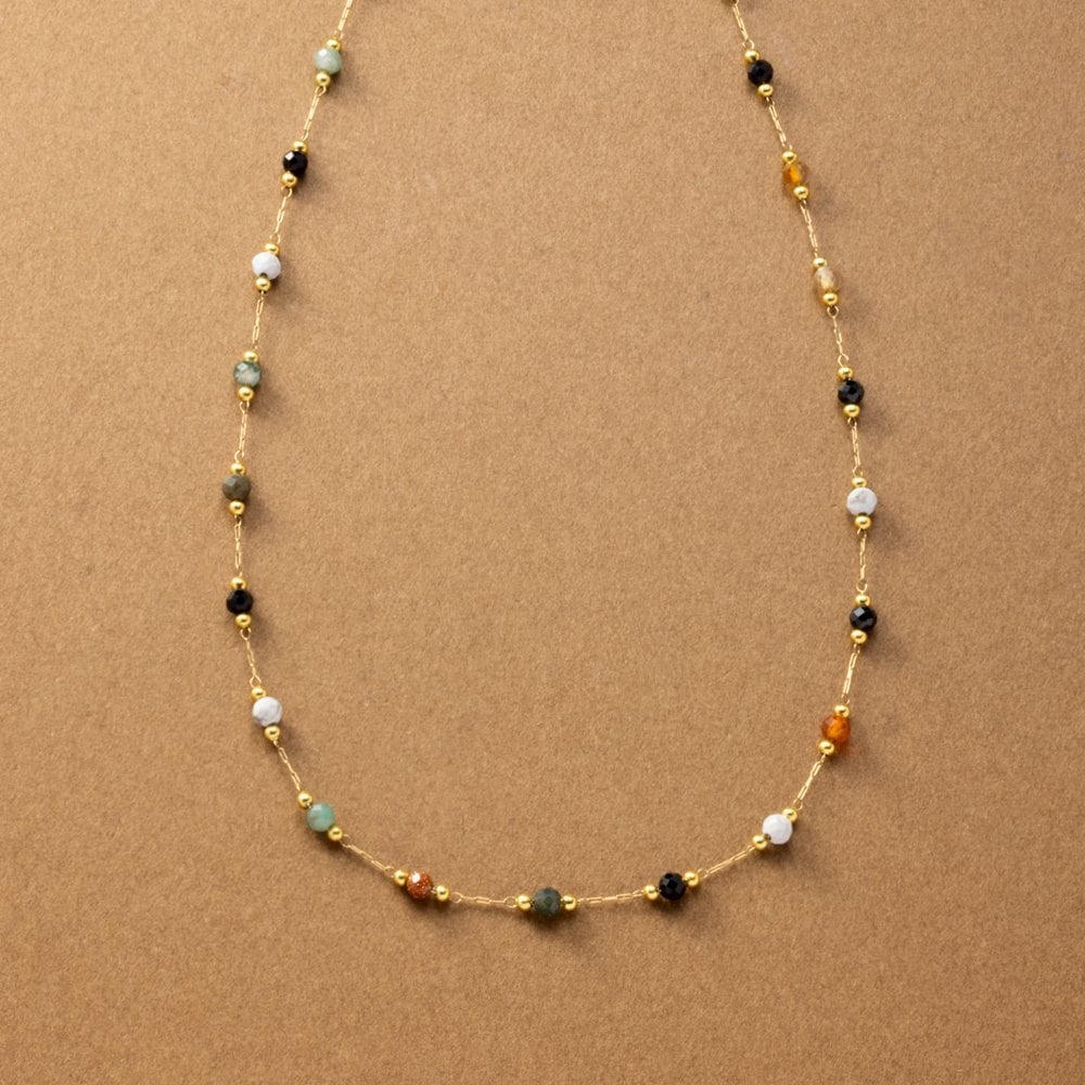 �̤ꤿ�äפ��ŷ���Хӥ��塼���󸵤�ڤ䤫�˱�Ф��Ƥ����ޥ�����顼�ͥå��쥹�������䤫�ǥ��顼�ѥ�åȤΤ褦��ŷ���Ф��͡���ɽ��򸫤�����������饤���˻ž夬��Ҥ��ʡ�[��Ϣ���] ��°����륮���б� �⥢���б� �㥢��륮�� �դ��äѤʤ� �失��...