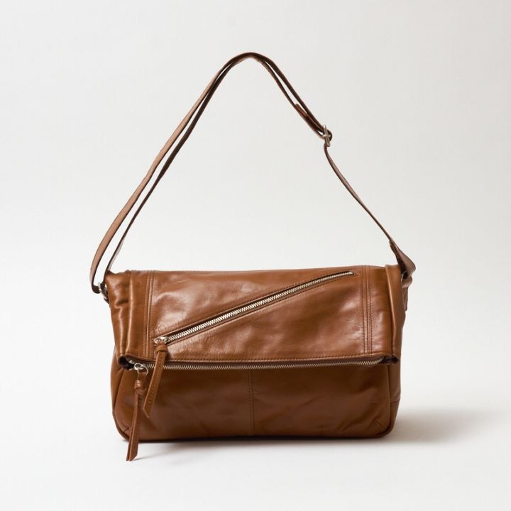 Creed NEW CHROME フラップショルダー チョコ 306C38 #23