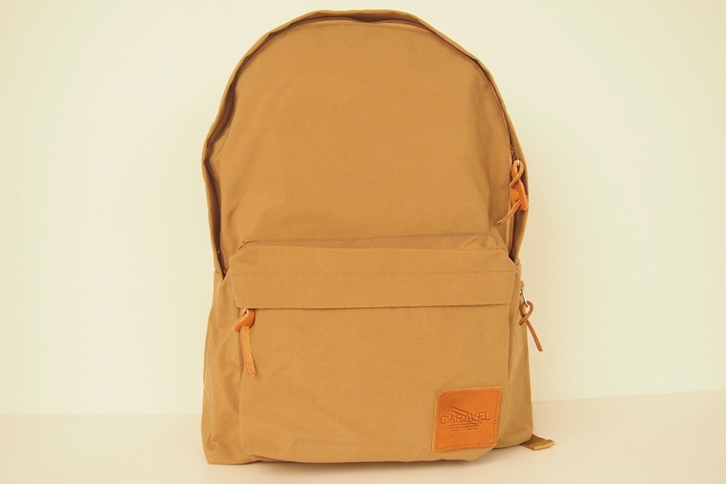 CARAVEL LIGHT PACK ベージュ