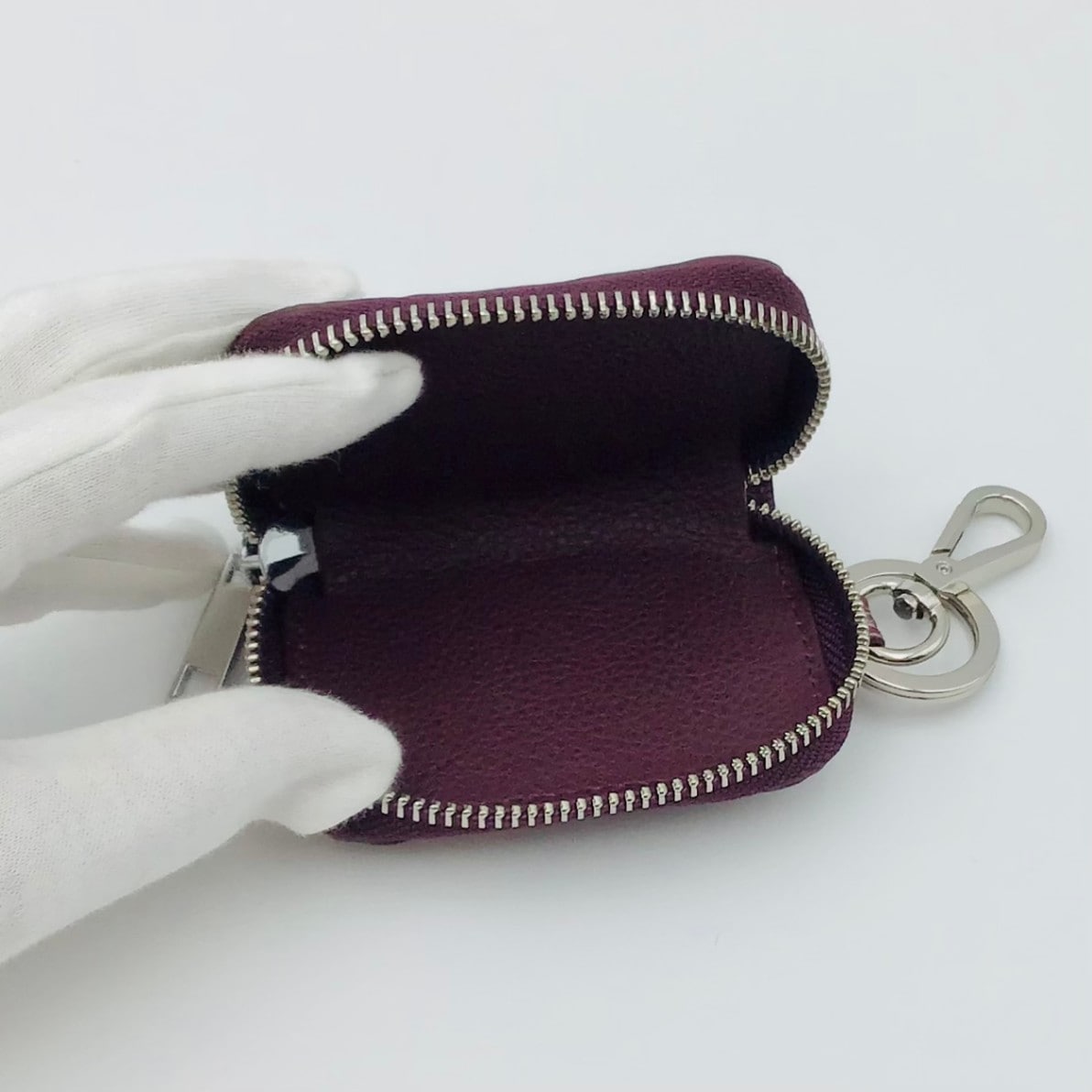 クロコダイル　キーケース　ワインレッド　ラウンドファスナー(シルバー)