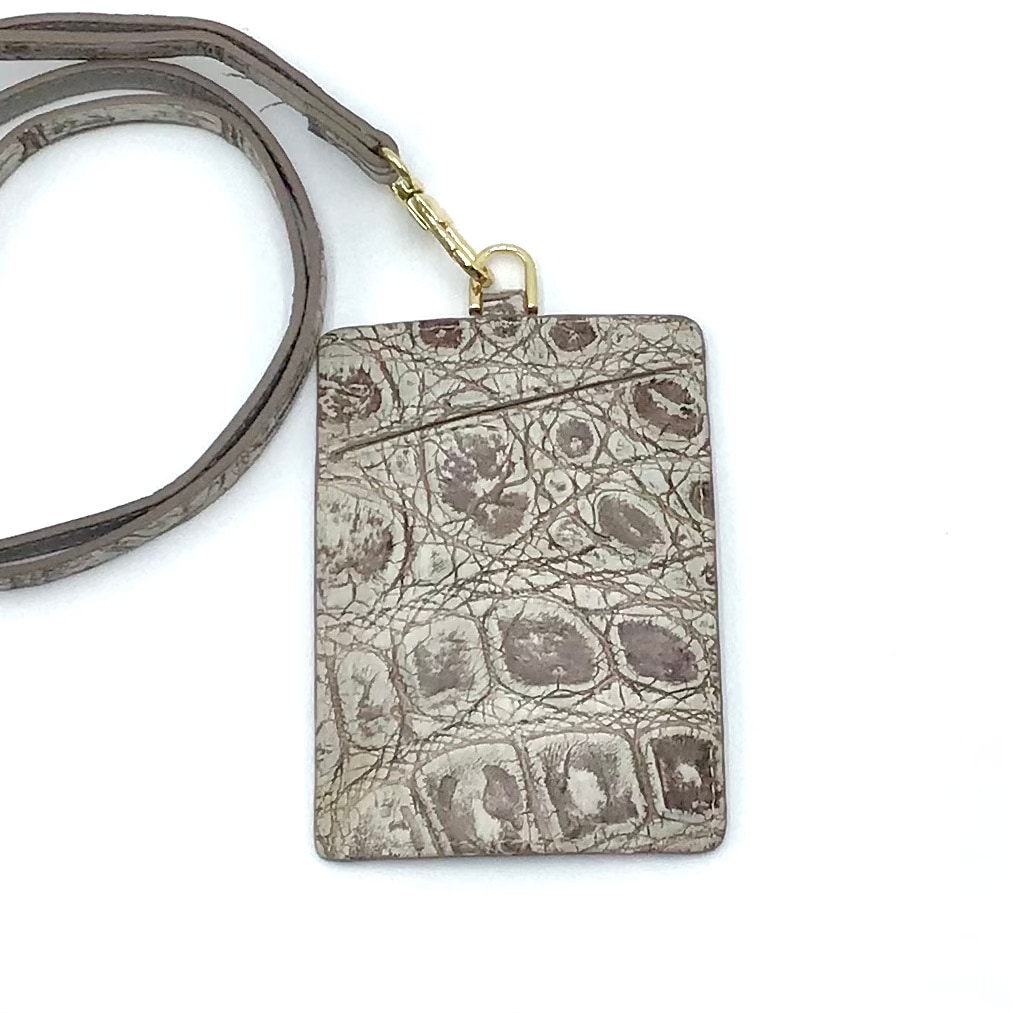 クロコダイル　ストラップ付パスケース　ブラウン