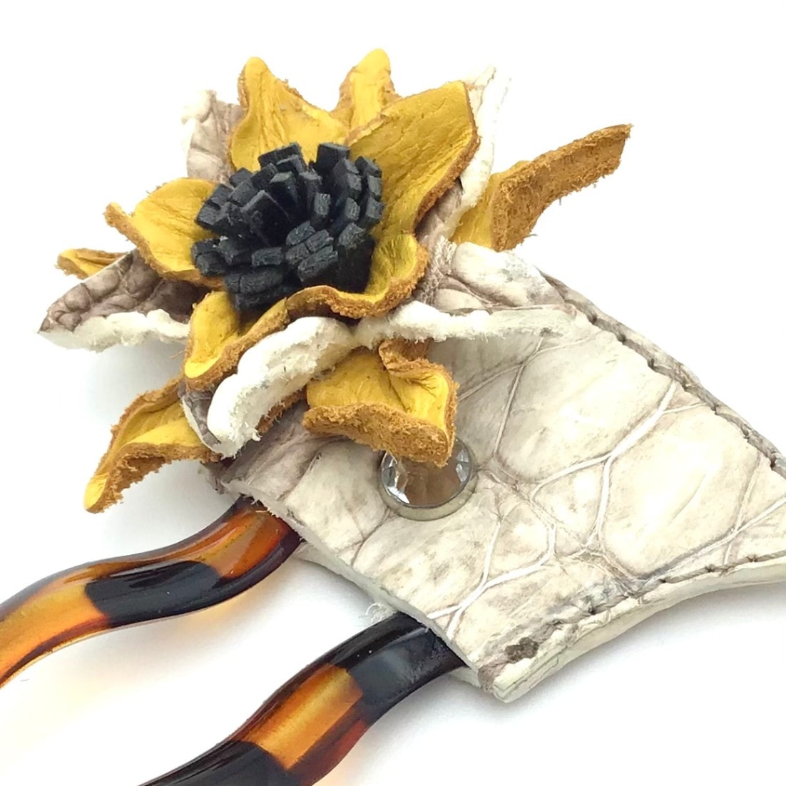 クロコダイル　レザーフラワー　スワロフスキー　ヘアーアクセサリー　かんざしA-Yellow01