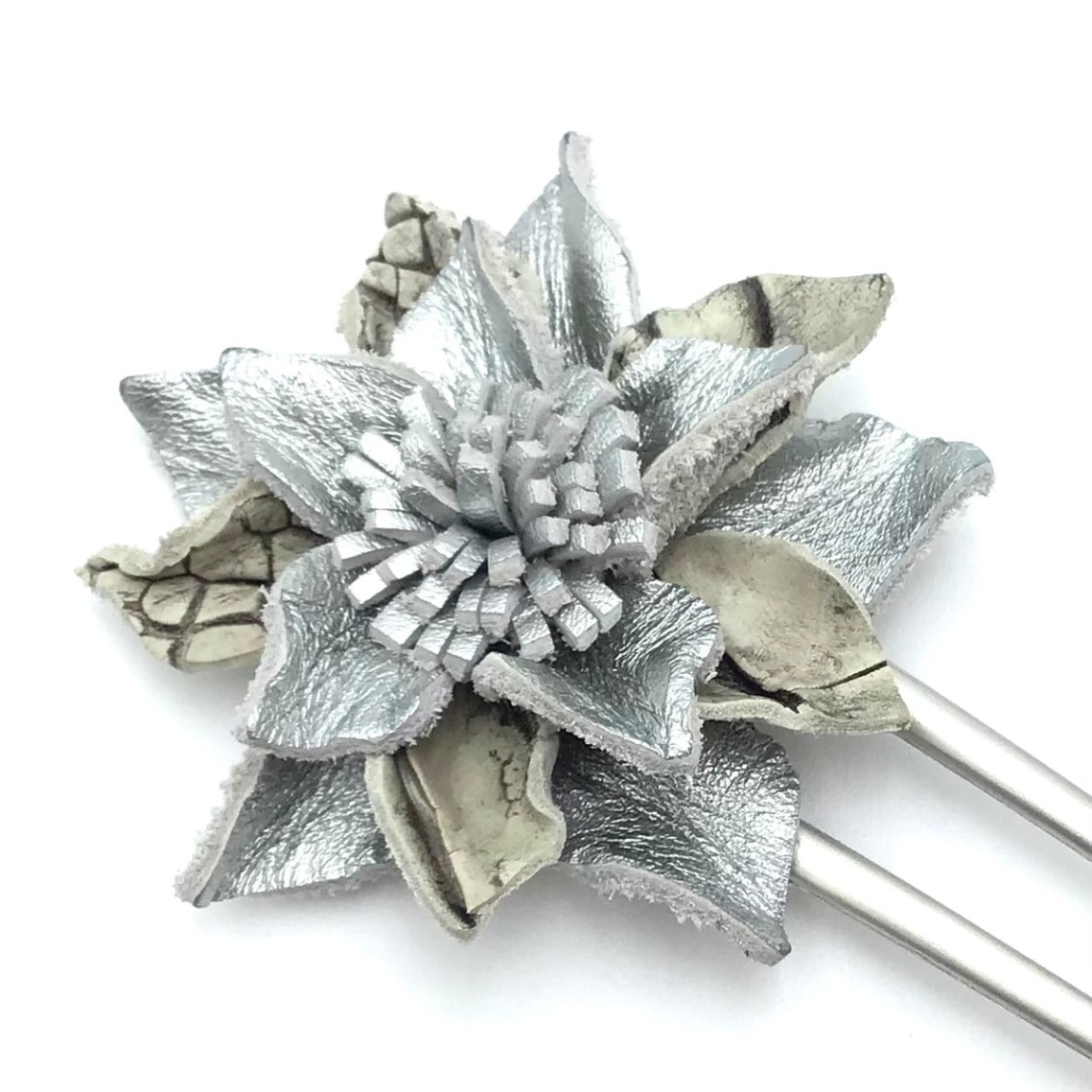 クロコダイル　レザーフラワー　ヘアーアクセサリー　かんざしB-LightGray01