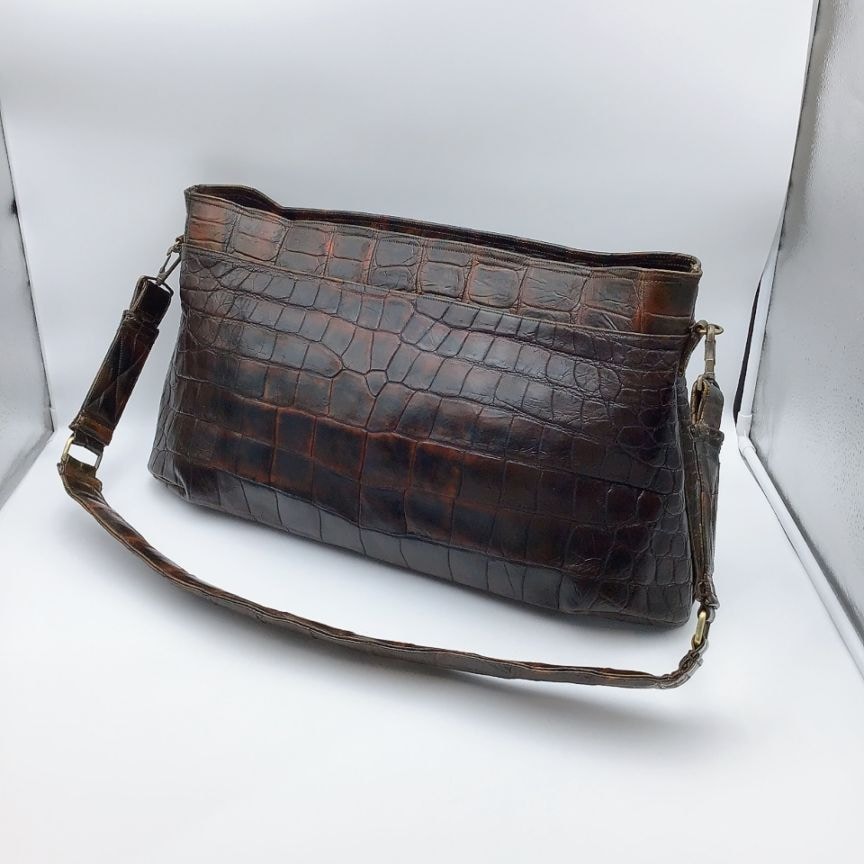 クロコダイル　ビッグショルダーバッグ　ダークブラウン