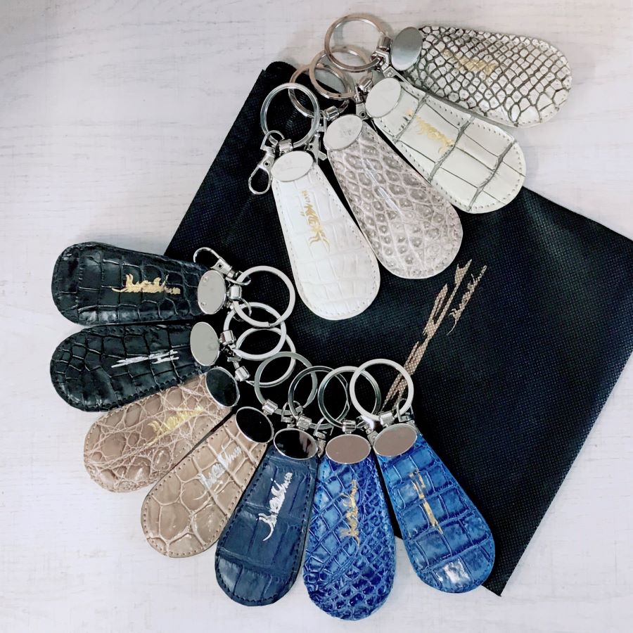 靴べらタイプキーホルダーA　バニラクロコダイル　本革　キーリング　ホワイト　シルバー　02