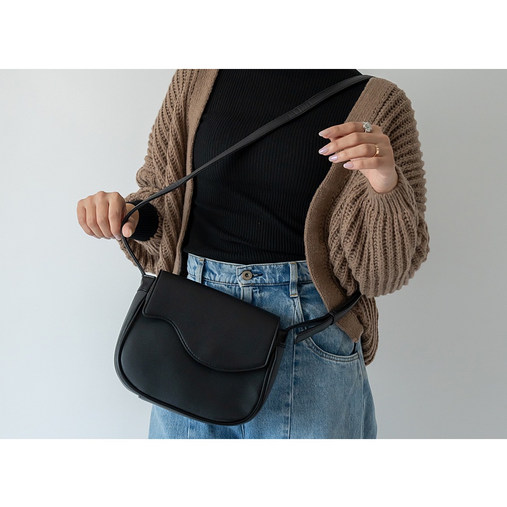 スマホショルダー メンズ レディース ミニショルダーバッグ 斜めがけ 本革 革 レザー 肩掛け ブランド 黒 ブラック おしゃれ かっこいい waku ワク KURO WK-0086 ショルダーバッグ ブランド メンズ レディース スマホショルダー