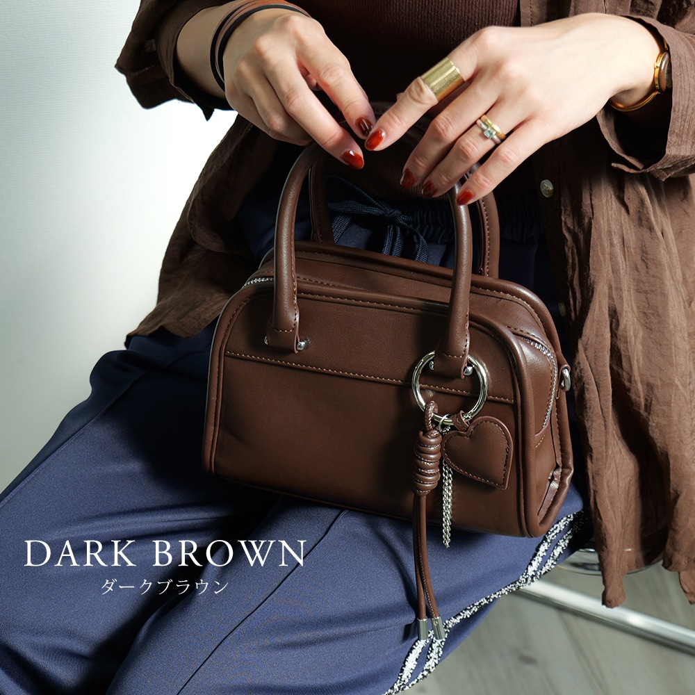 2025-2026AW新作【クーポンで30％OFF】DEVICE 3連チャーム付き ヴィンテージライク ミニボストン ハンドバッグ 2way フェイクレザー レディース 小さめ 軽量 おしゃれ かわいい 人気 通勤 通学 旅行 お出かけ 3連チャーム付き トートバッグ 2wayバッグ ブランド