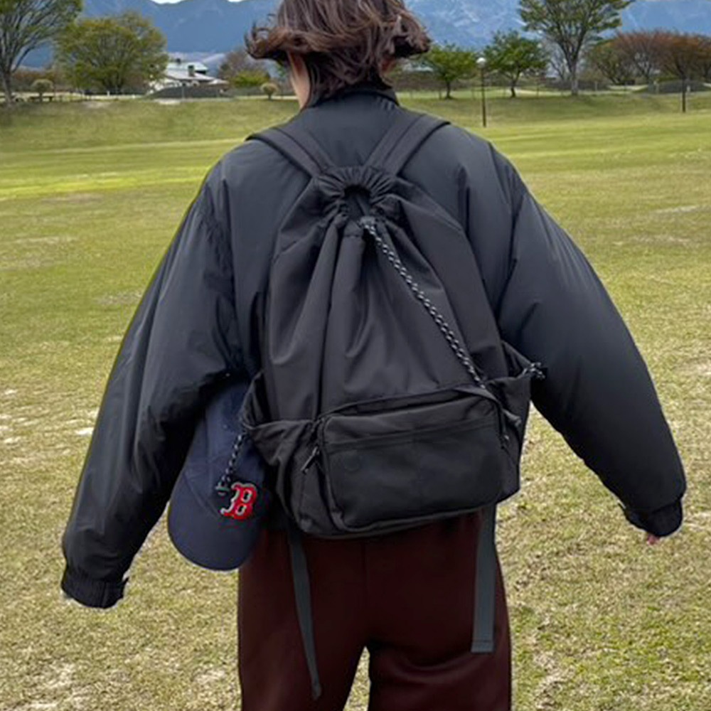 mika×DEVICE ナイロン バックパック  リュック リュックサック 通学 通勤 レディース 女子 大容量 おしゃれ オシャレ a4 軽い かわいい きれいめ 軽量 ナイロン ママ 無地 大人 マザーズバッグ ママリュック 大人 ブランド 旅行 黒 韓国 高校生 10代 20代 30代 40代 50代 巾着 ドロスト