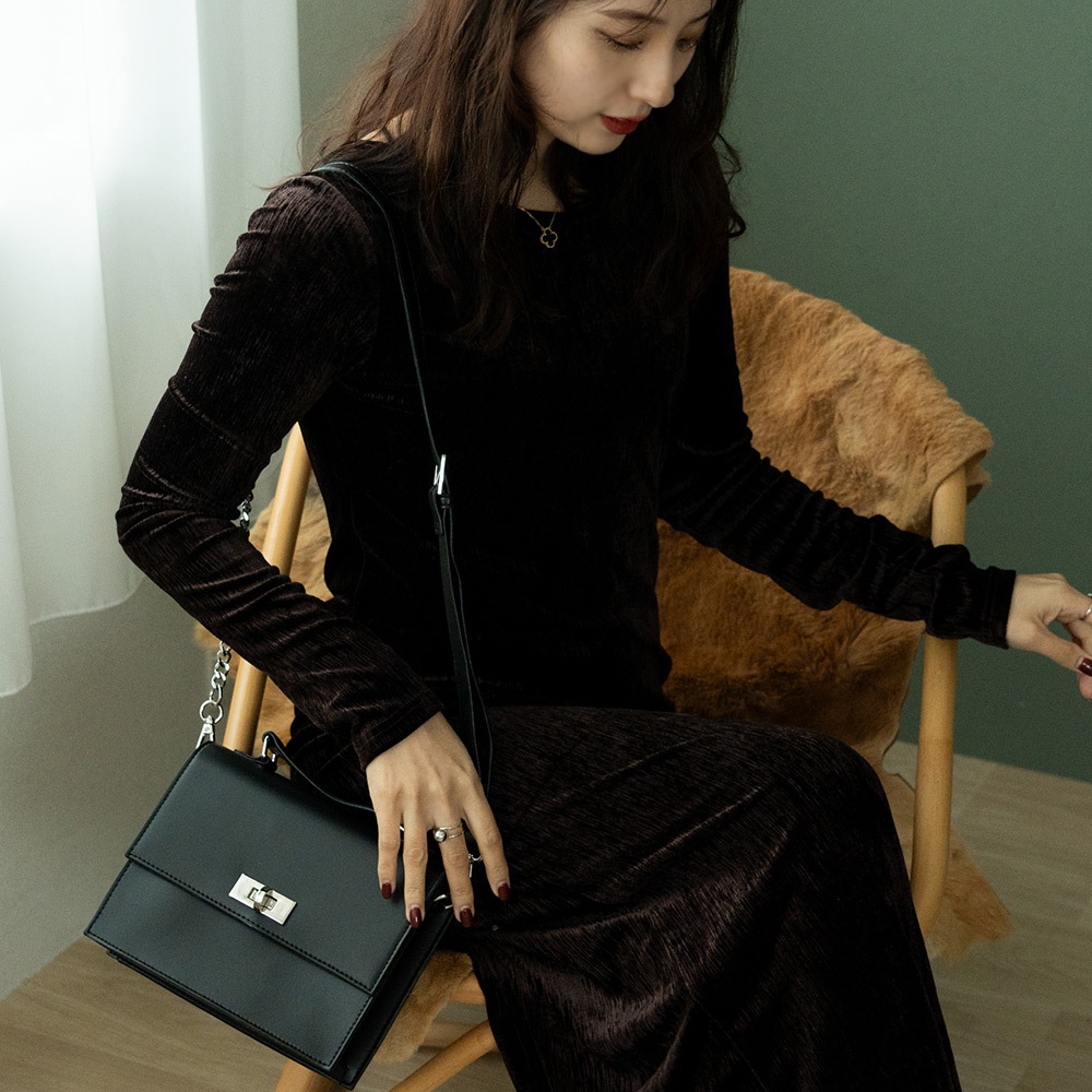 【20％OFFクーポン／最大35％OFF】Rename メタル スクエア 2wayトート ショルダーバッグ ハンドバッグ ショルダーバッグ ワンショルダー レディース メンズ 2way 通勤 肩掛け 斜めがけバッグ 大人 通学 大容量 小さめ バッグ 鞄 カバン ブランド スクエア フェイクレザー おしゃれ かわいい ミニショルダー 2wayバッグ