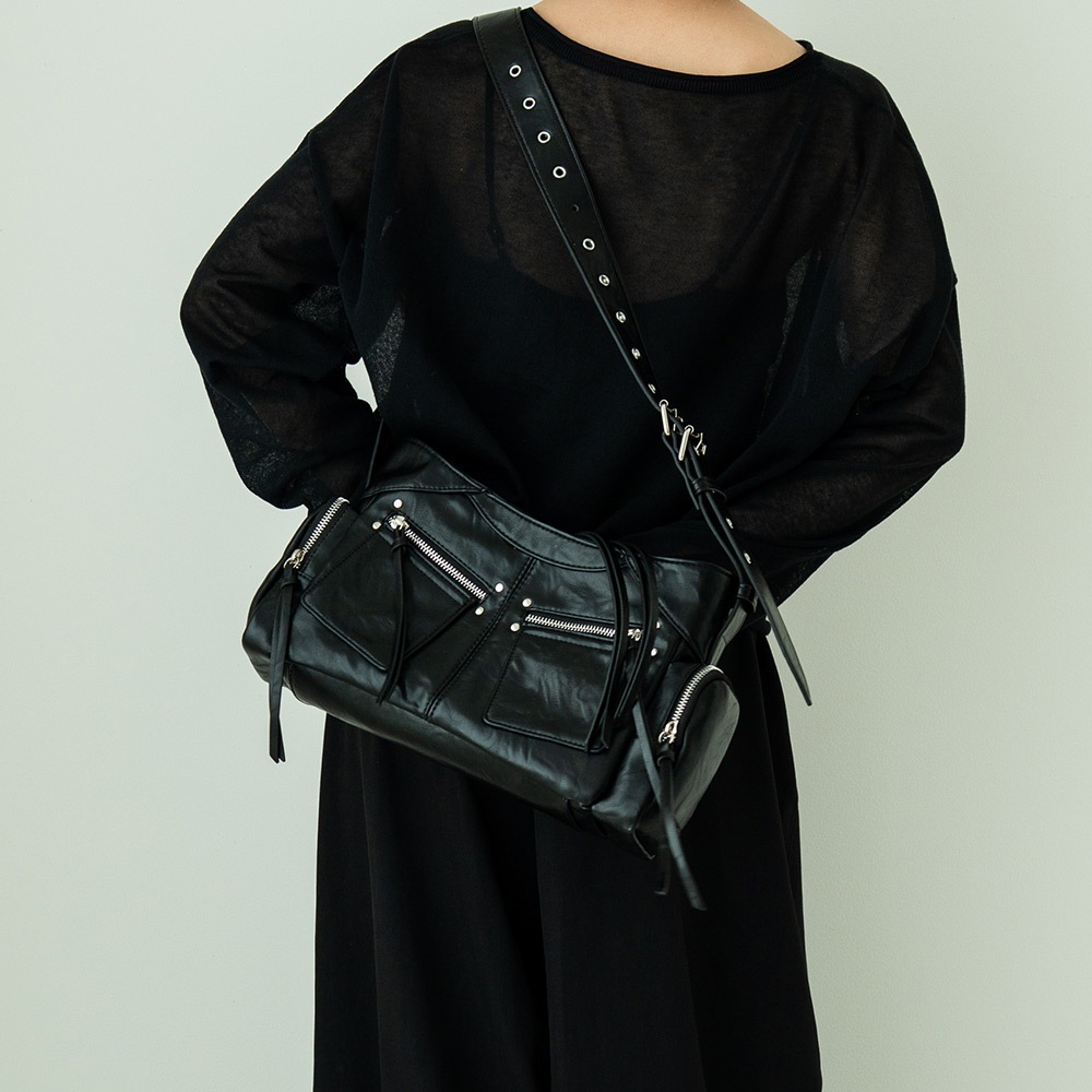 《30％OFFクーポン対象》Renameシルバーマルチファスナーデザイン ショルダーバッグ ショルダーバッグ バッグ ワンショルダー レディース メンズ 2way 通勤  肩掛け 斜めがけバッグ 大人 通学 大容量 大きめ 通勤トート ポケット多い トレンドバッグ メッセンジャーバッグ 