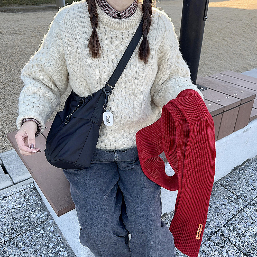 Rename カラビナ付き パラコード巾着 ナイロンショルダーバッグ ショルダーバッグ 巾着バッグ メンズ レディース 軽量 斜めがけ ミニショルダーバッグ パラコード 黒 カジュアル 巾着ショルダーバッグ ナイロン 軽量ドローストリングバッグ ユニセックス サブバッグ 高見え ボディバッグ