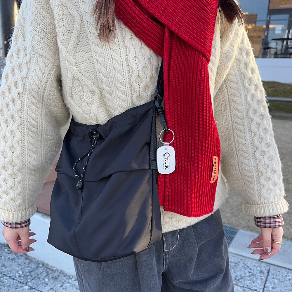 Rename カラビナ付き パラコード巾着 ナイロンショルダーバッグ ショルダーバッグ 巾着バッグ メンズ レディース 軽量 斜めがけ ミニショルダーバッグ パラコード 黒 カジュアル 巾着ショルダーバッグ ナイロン 軽量ドローストリングバッグ ユニセックス サブバッグ 高見え ボディバッグ