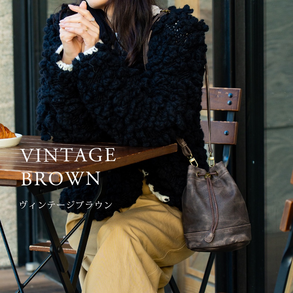 DEVICE ヴィンテージデザイン 巾着 ショルダーバッグ 巾着バッグ フェイクレザー バケットバッグ 大人カジュアル 小さめ 軽量 ミニショルダー 斜めがけ ポシェット メンズ レディース ユニセックス おしゃれ かわいい 人気 通勤 通学 旅行 ブランド トレンドバッグ ヴィンテージ加工 レザー調