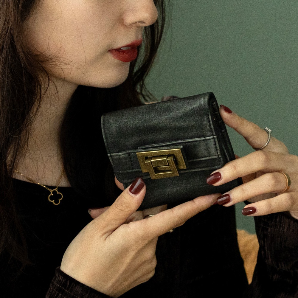 【35％OFFクーポン】DEVICE ヴィンテージデザイン 三つ折り財布 