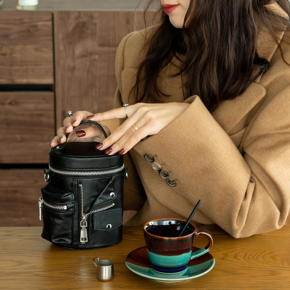 【20％OFFクーポン／最大35％OFF】DEVICE ライダース バニティ ショルダーバッグ 