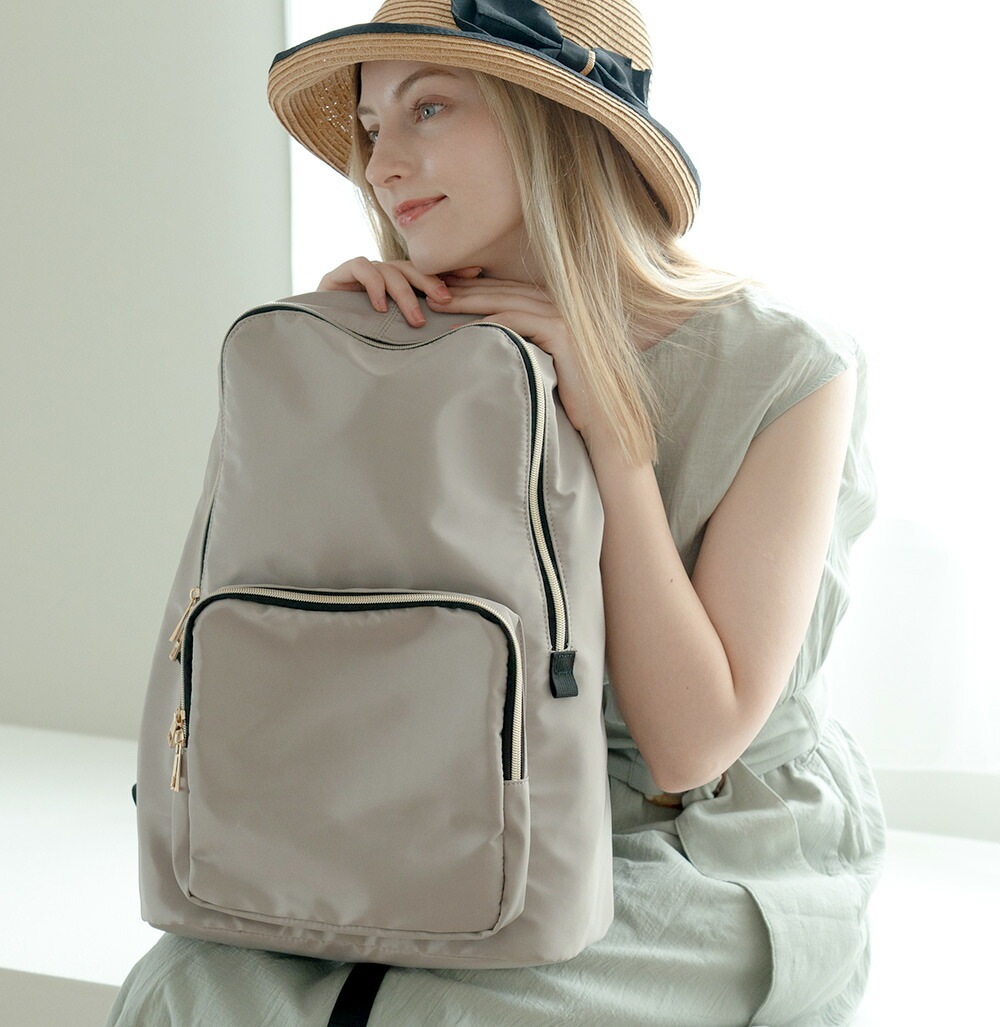 【SALE：30％off 2/13(金)9:59まで】 リュック リュックサック 通学 通勤 レディース 女子 大容量 おしゃれ オシャレ a4 軽い かわいい きれい め 軽量  ナイロン ママ 無地 大人 マザーズバッグ ママリュック 大人 ブランド 旅行 用 黒 韓国 高校生 10代 20代 30代